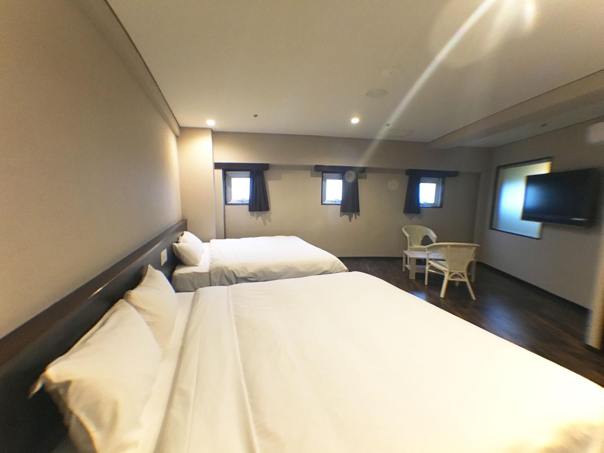 Rycom Crystal Hotel Okinawa Exterior foto